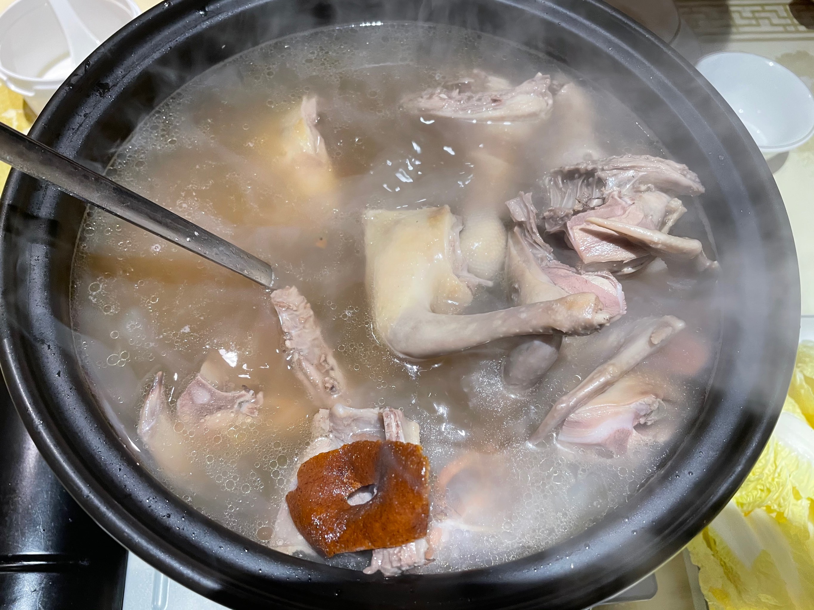 味道鮮美的鸽子火锅