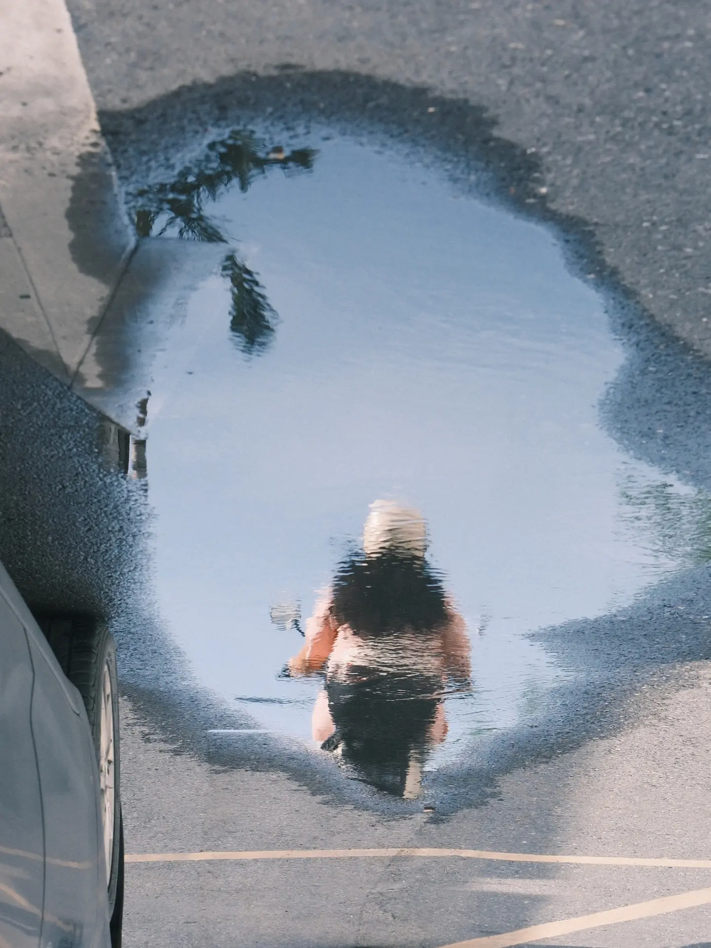 很爱拍倒影是怎么回事