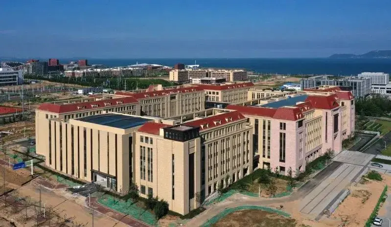 知名大学医学院落子黄岛！