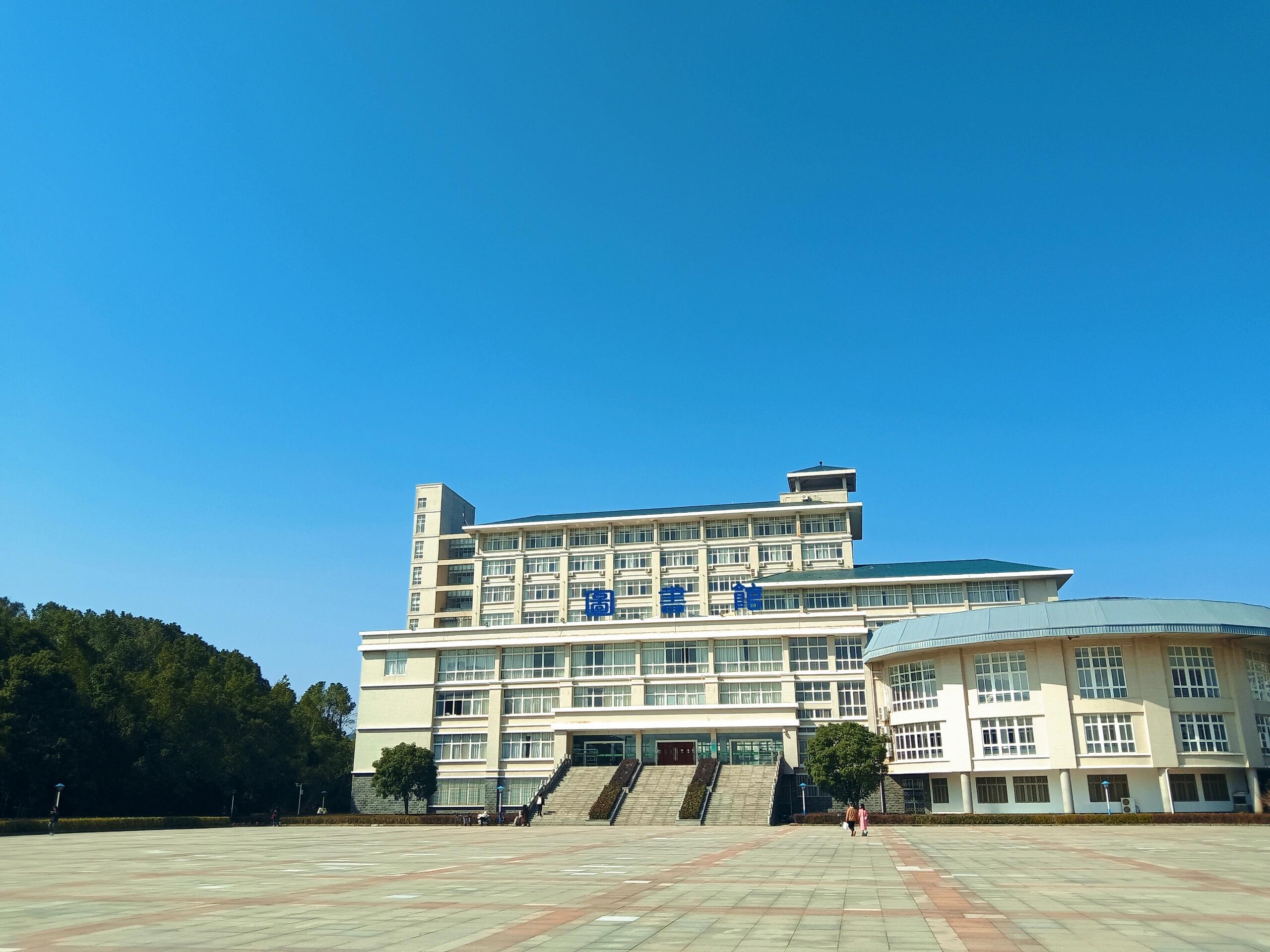 武汉东湖学院校园环境如何？