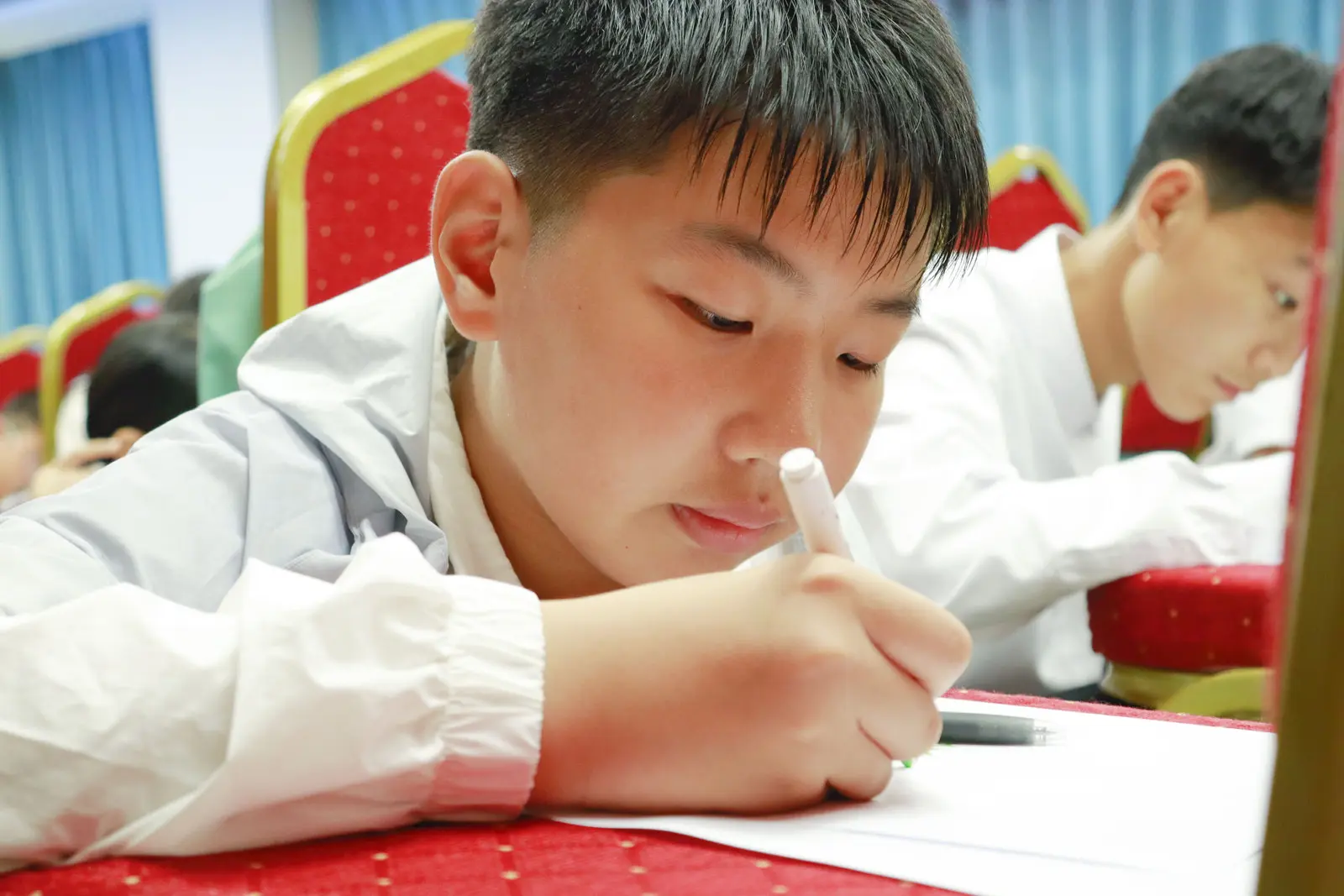 如何端正孩子的学习态度？听听大黄蜂老师怎么说