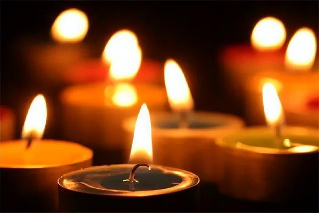 梦见已去世的亲人又死了，深层含义与心理解析
