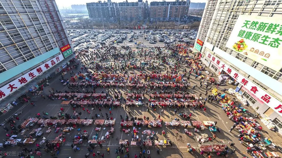 形容批发市场繁荣的句子